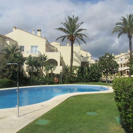 Apartment In El Paraiso - Near Puerto Banus エステポナ エクステリア 写真